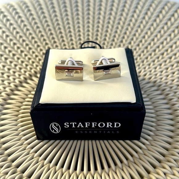 Stafford Essentials Cuff Links - Picture 1 of 5